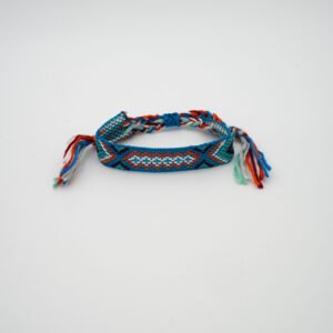 Pulsera tejida